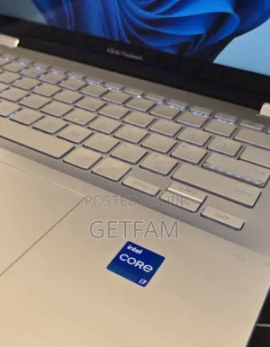 New Laptop Asus VivoBook 15 X505BA 16GB Intel Core I7 SSD 1T