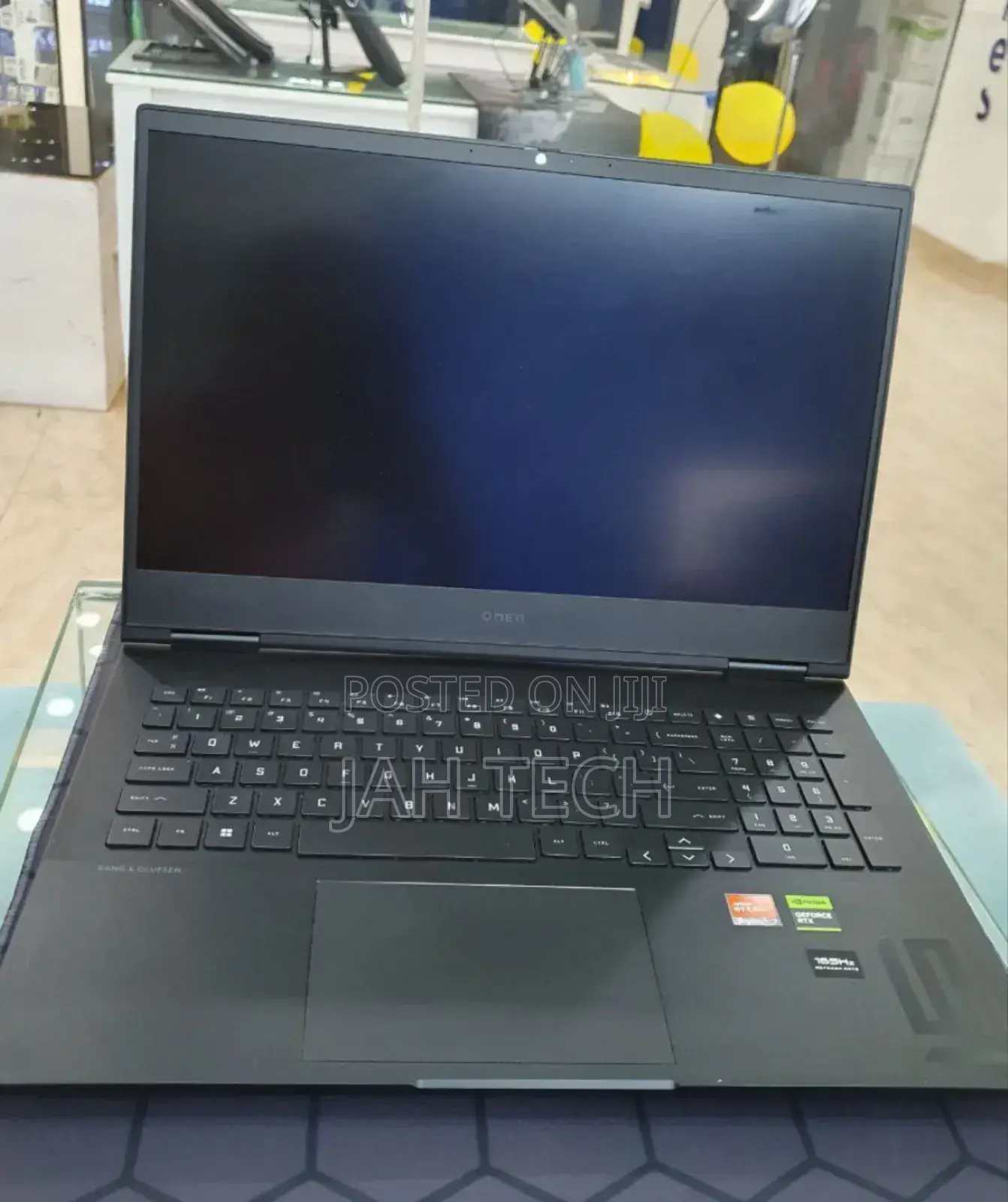 New Laptop HP Omen 16 16GB AMD Ryzen 7 SSD 1T