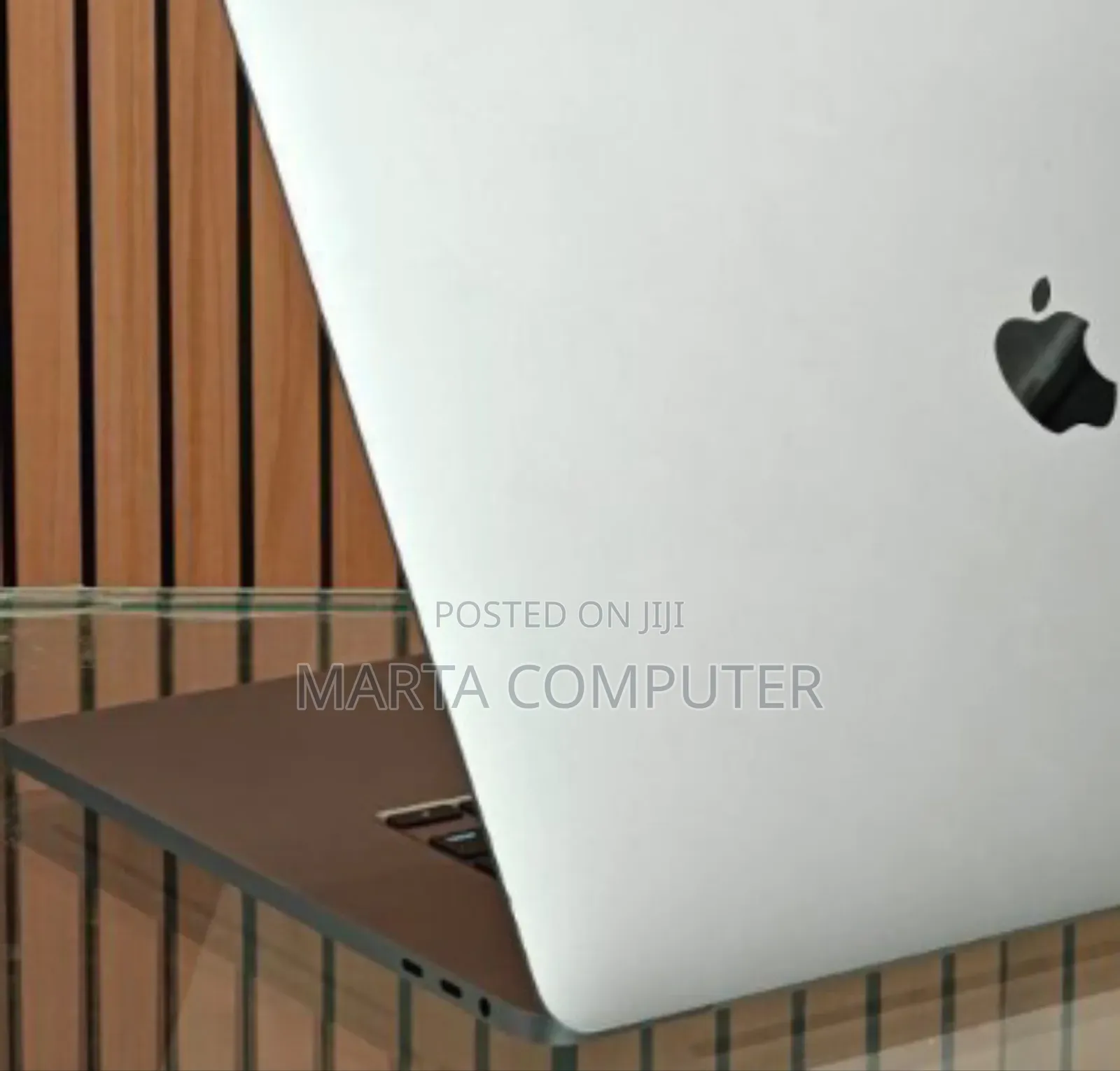 New Laptop Apple MacBook Pro 2019 16GB Intel Core I7 SSD 512GB