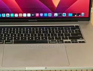 New Laptop Apple MacBook Pro 2019 16GB Intel Core I7 SSD 512GB