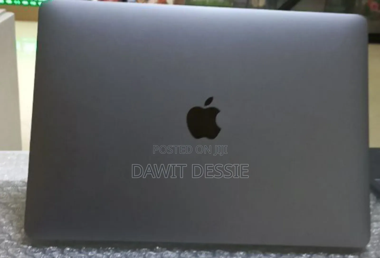 New Laptop Apple MacBook Air 2020 M1 8GB Apple M1 SSD 256GB