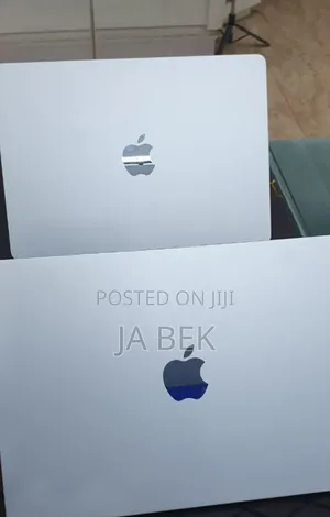 New Laptop Apple MacBook Air 2025 M4 13-Inch 16GB Apple M4 SSD 256GB