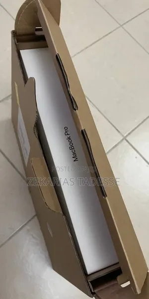 New Apple MacBook Pro 2024 M4 Pro 16-Inch 24GB Apple M4 SSD 512GB