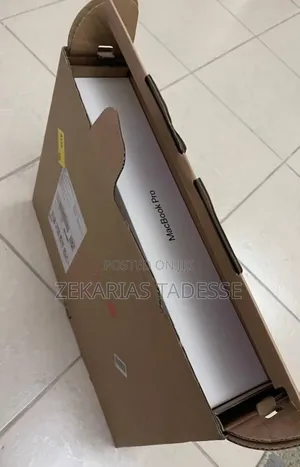 New Apple MacBook Pro 2024 M4 Pro 16-Inch 24GB Apple M4 SSD 512GB