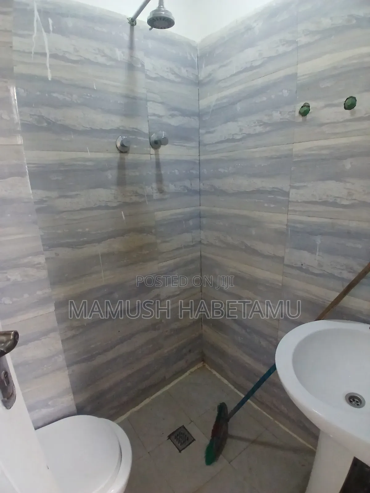 Furnished 6bdrm House in አዲስ አበባ, Nifas Silk-Lafto for sale