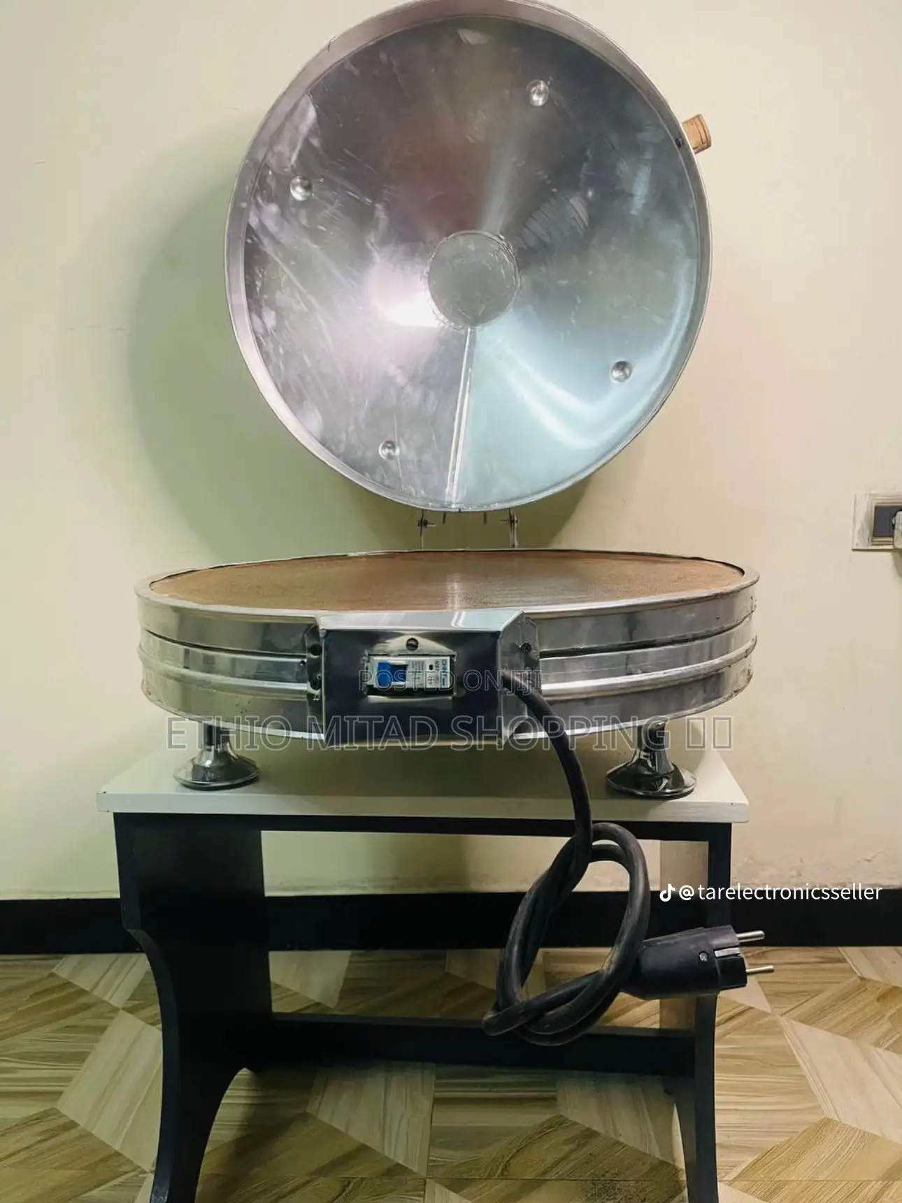 Injera Mitad (Put on Kitchen Cabinets)