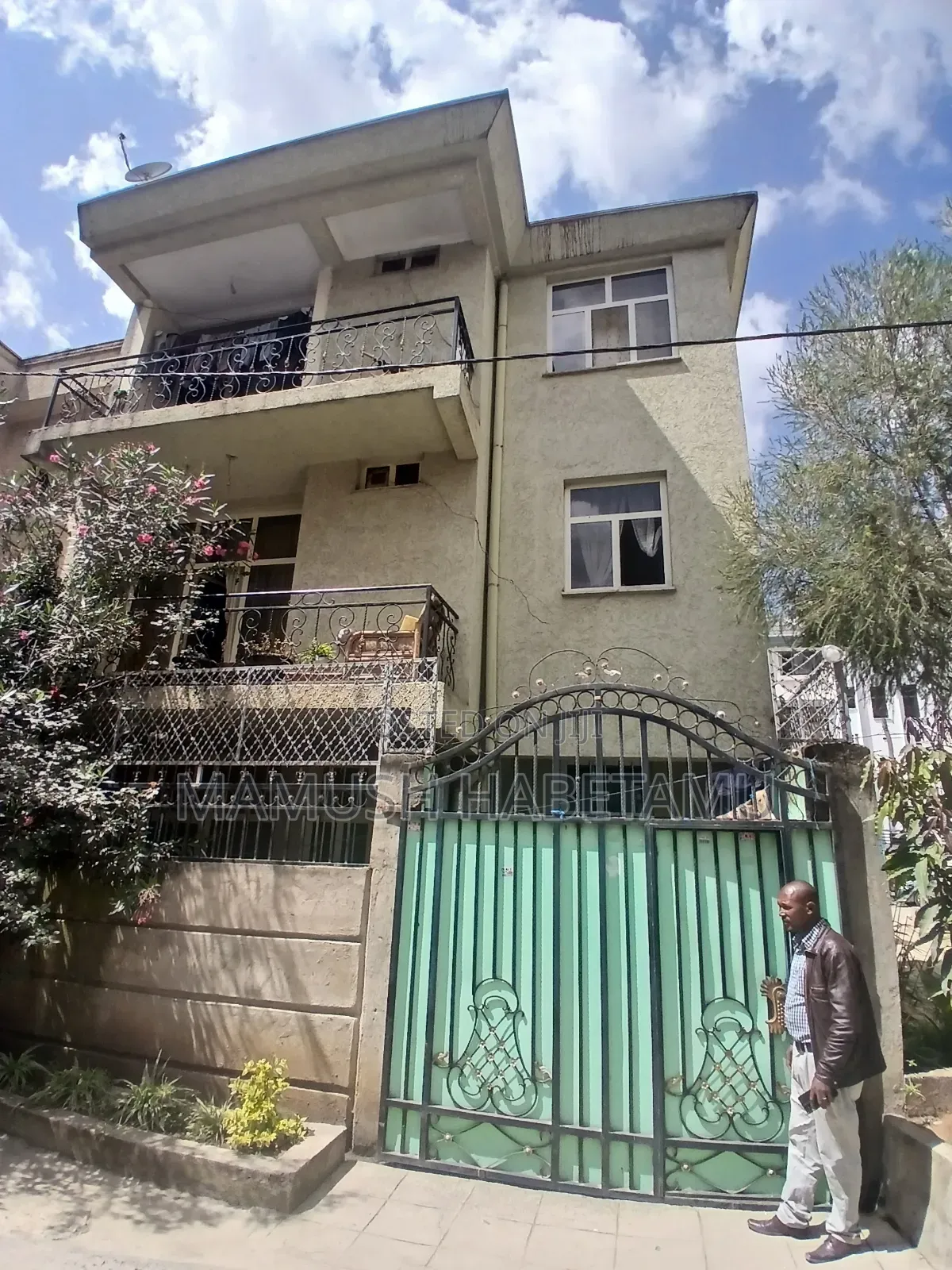 Furnished 5bdrm House in አዲስ አበባ, Nifas Silk-Lafto for sale