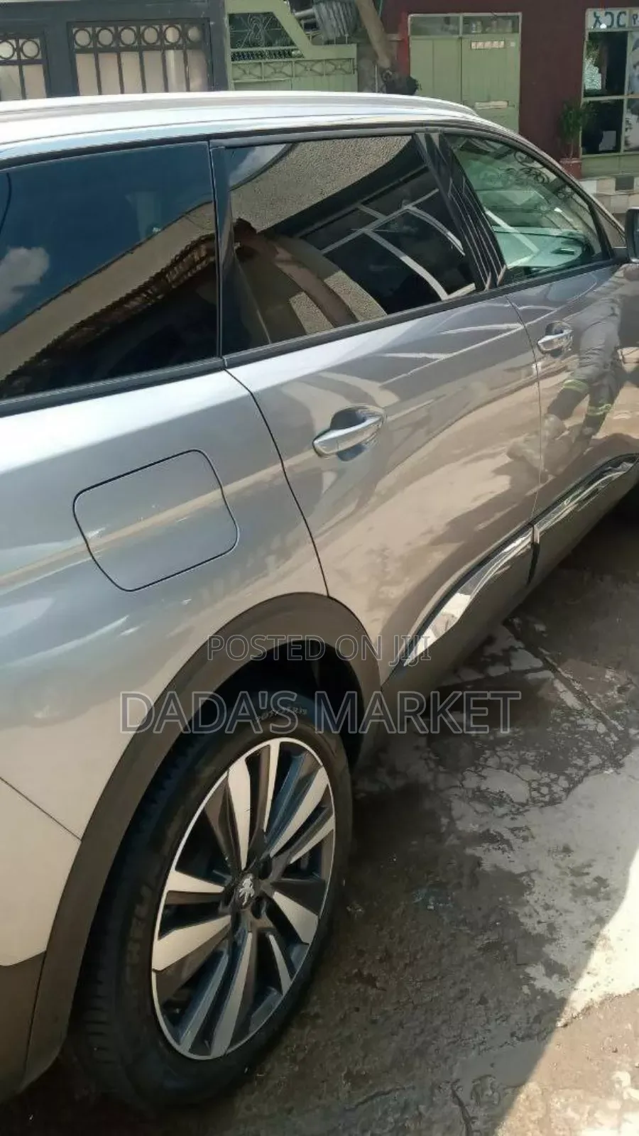 Peugeot 5008 2022 Gray