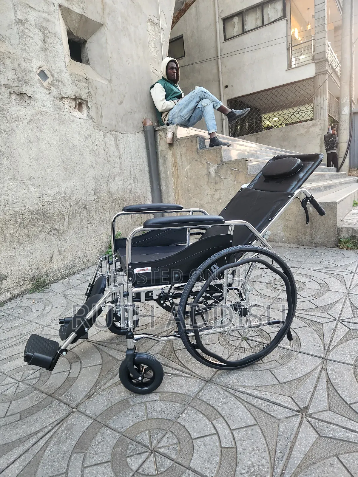 Reclining Wheelchair考量wheelchair然後sleeping Brand New Wheelchair Best