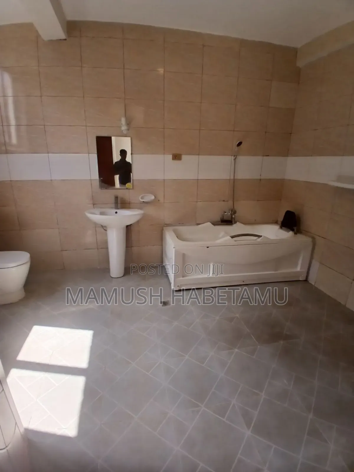 Furnished 6bdrm House in አዲስ አበባ, Nifas Silk-Lafto for sale