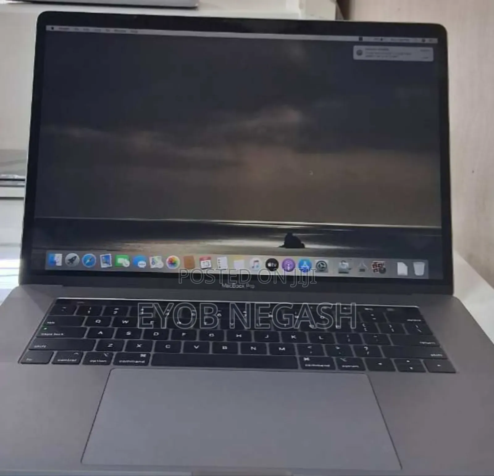 New Laptop Apple MacBook Pro 2019 32GB Intel Core I9 SSD 512GB