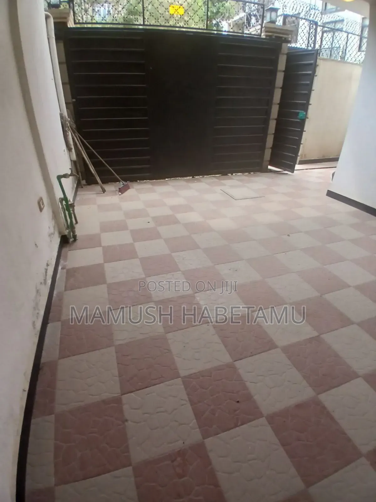 Furnished 6bdrm House in አዲስ አበባ, Nifas Silk-Lafto for sale