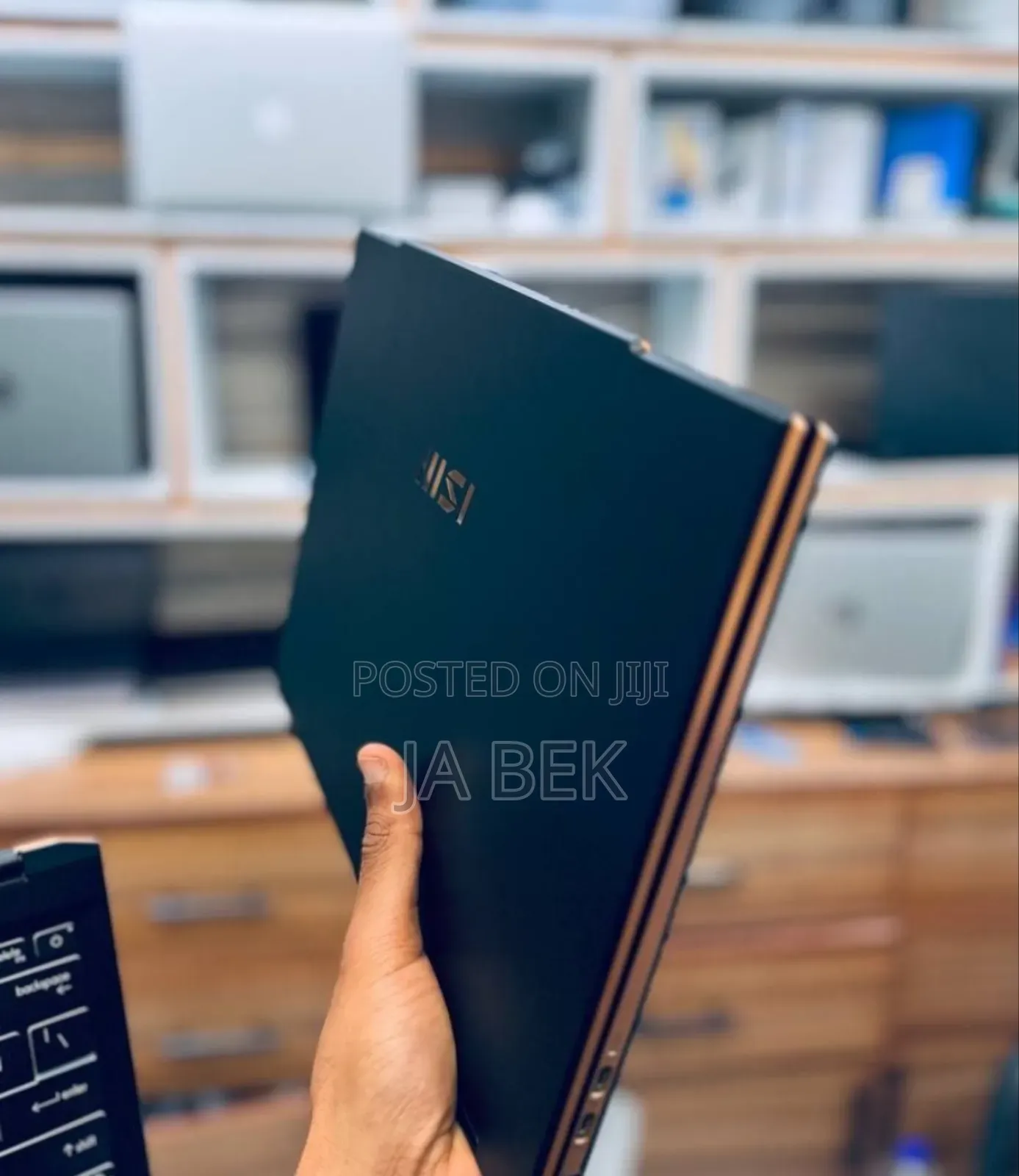 New Laptop MSI Summit E14 Flip Evo 16GB Intel Core Ultra 7 SSD 1T