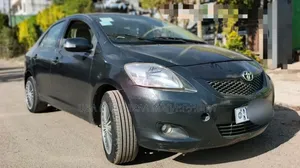 Photo - Toyota Belta 2010 Matt Black