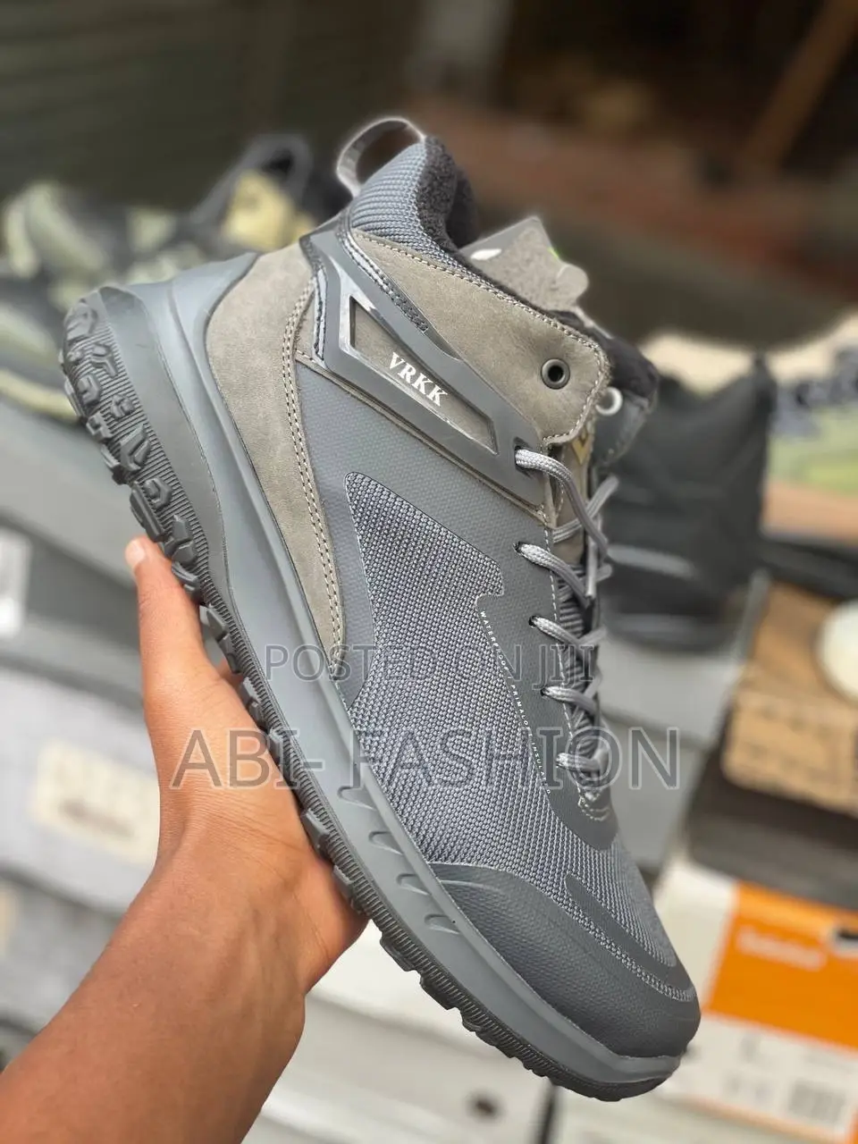 Ecco Light Weight Men's Shoe Fashion