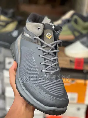 Ecco Light Weight Men's Shoe Fashion