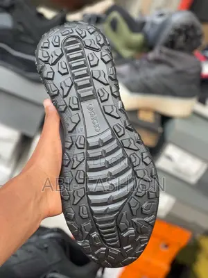 Ecco Light Weight Men's Shoe Fashion