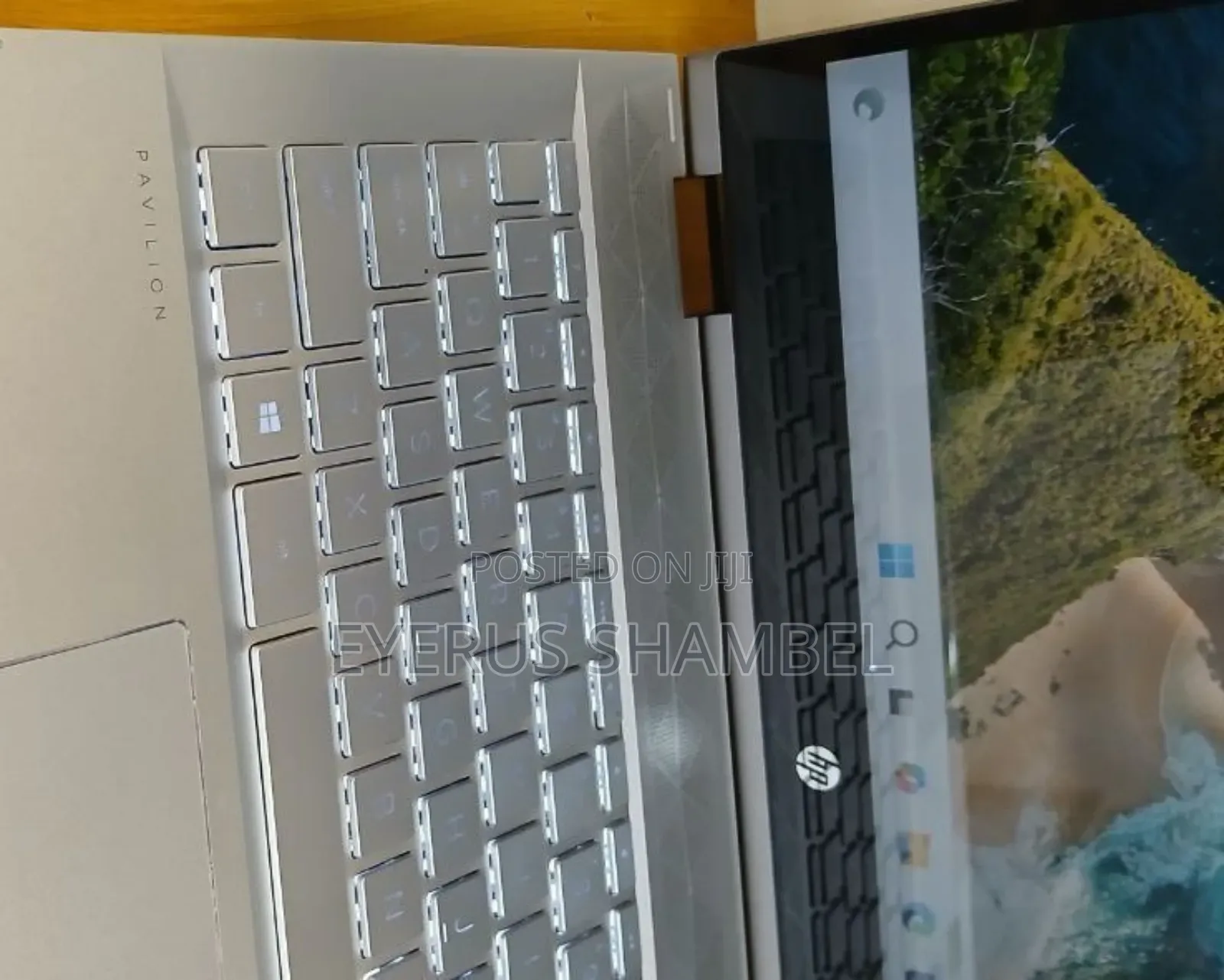 New Laptop HP Pavilion X360 8GB Intel Core I7 SSD 512GB