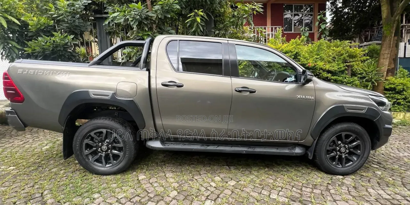 Toyota Hilux 2021 Blue