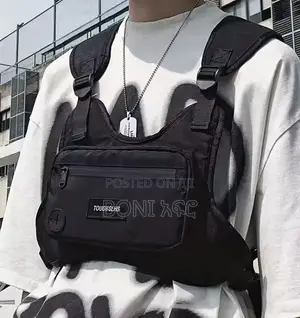 Photo - Chest Bag Street Fashion