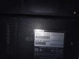 Laptop Toshiba Satellite L305D 3GB Intel Pentium HDD 250GB