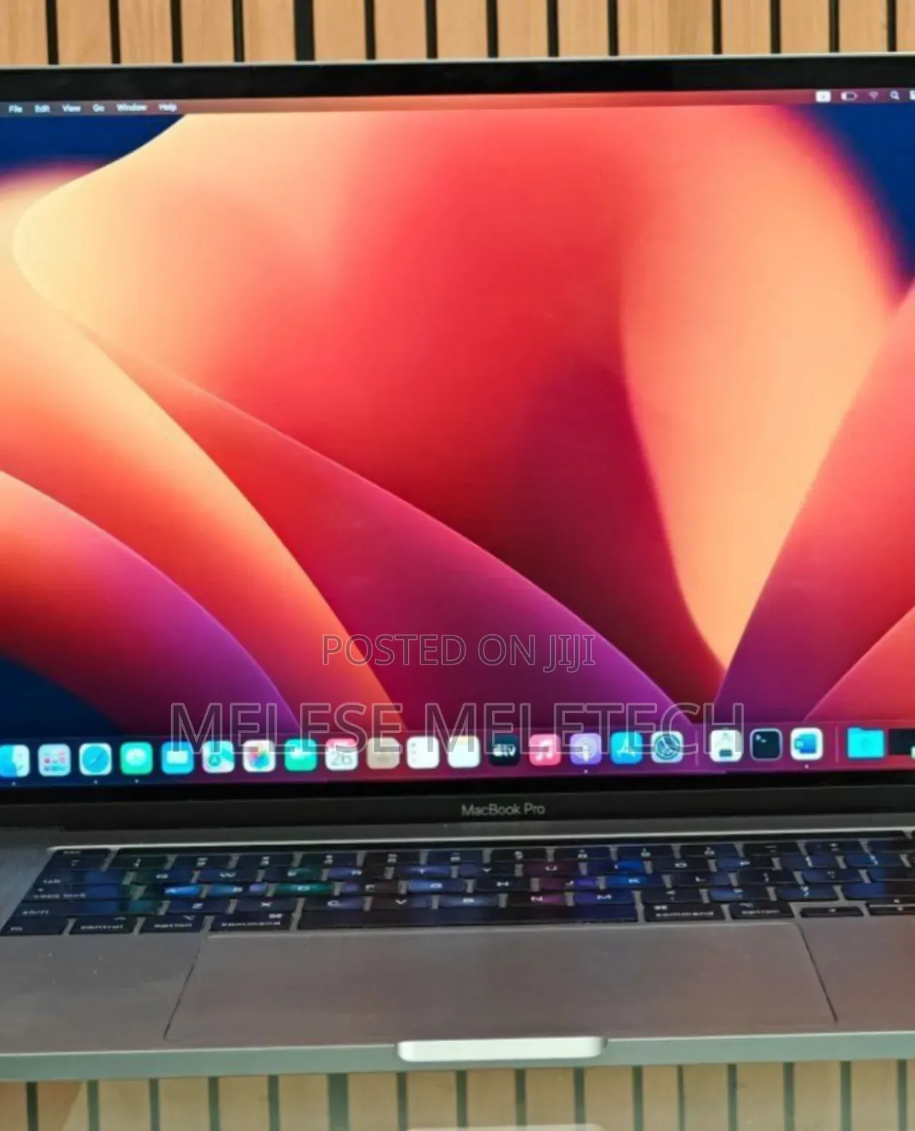 New Laptop Apple MacBook Pro 2019 16GB Intel Core I7 SSD 512GB