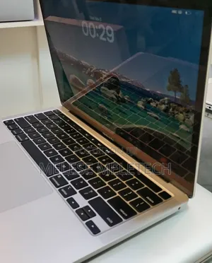 New Laptop Apple MacBook Pro M1 16GB Apple M1 SSD 512GB