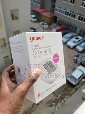 Photo - Blood Pressure Machine恿桀measurement, the Monitor Show Sys,Dia Pulse