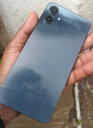 Samsung Galaxy A06 64 GB Black