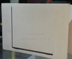 New Laptop Apple MacBook Air 2025 M4 13-Inch 16GB Apple M4 SSD 256GB