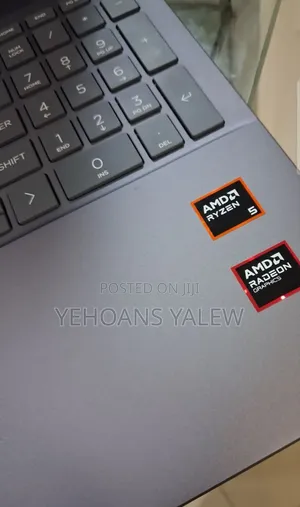 Photo - New Laptop HP Pavilion 15z 8GB AMD Ryzen 5 SSD 512GB