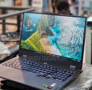 New Laptop Lenovo LOQ 15ARP9 16GB AMD Ryzen 7 SSD 1T