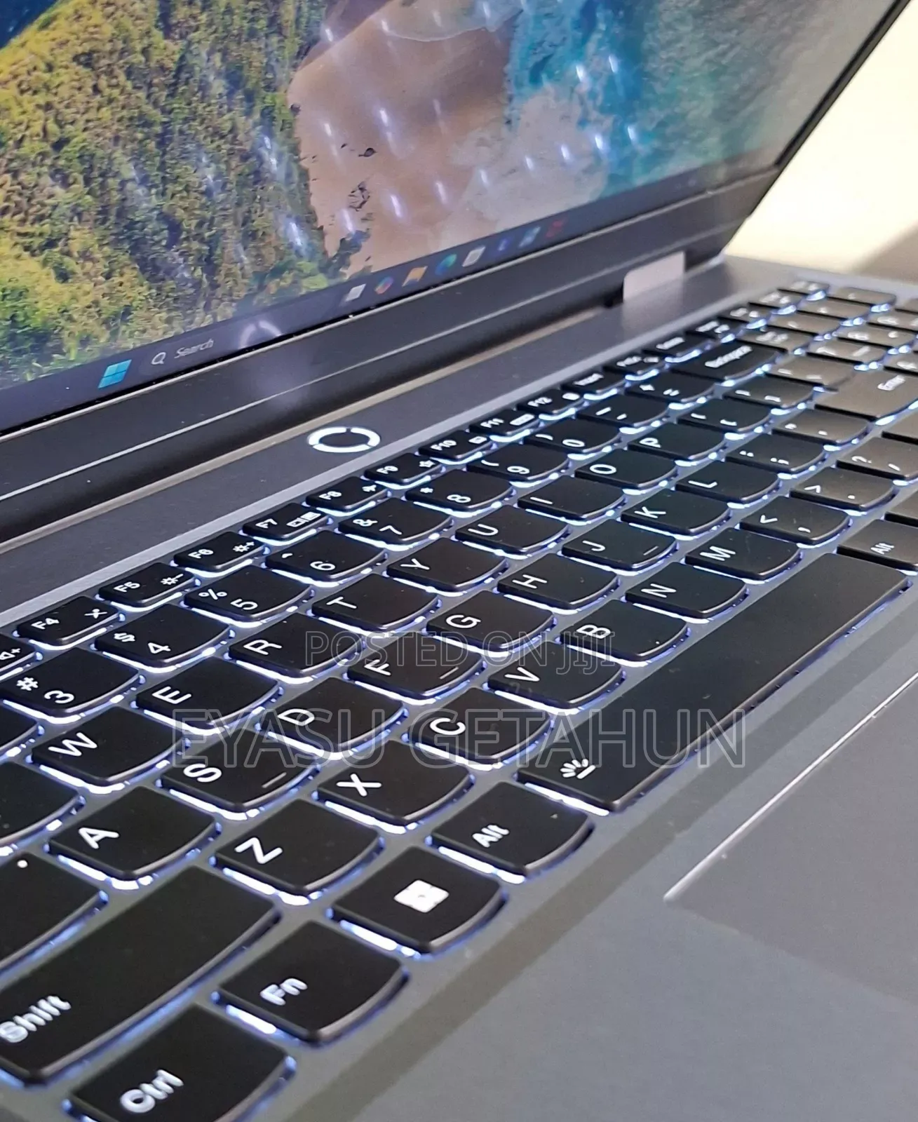 New Laptop Lenovo LOQ 15ARP9 16GB AMD Ryzen 7 SSD 1T