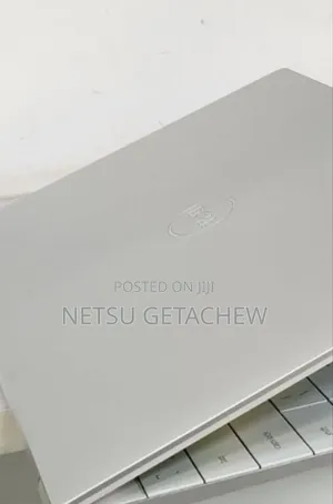 New Laptop Dell XPS 13 32GB Intel Core I7 SSD 512GB