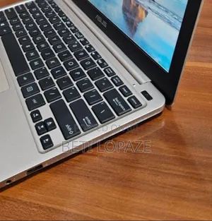 Photo - Laptop Asus Q200E 4GB Intel Core I5 SSD 32GB