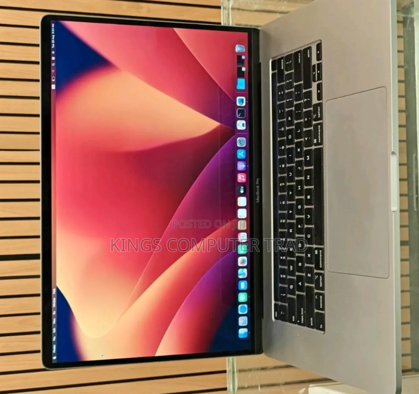 New Laptop Apple MacBook Pro 2019 16GB Intel Core i7 SSD 512GB