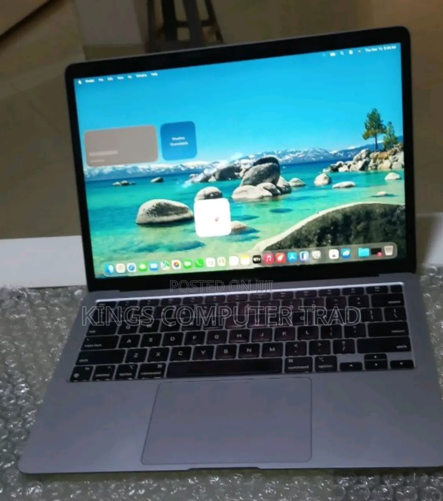 New Laptop Apple MacBook Air 2020 M1 8GB Apple M1 SSD 256GB