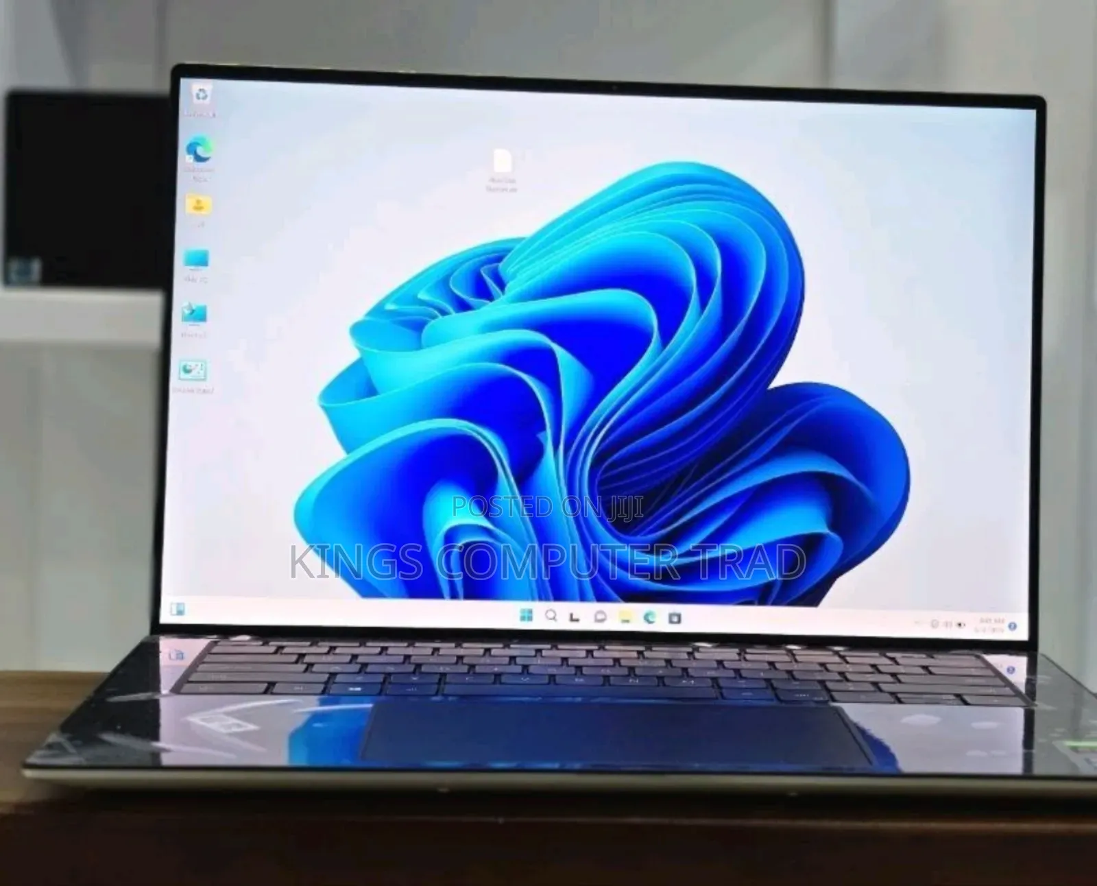 New Laptop Dell XPS 15 32GB Intel Core I9 SSD 1T