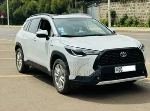 Toyota Corolla Cross 2024 White
