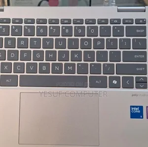 New Laptop HP Envy X360 8GB Intel Core 5 SSD 512GB