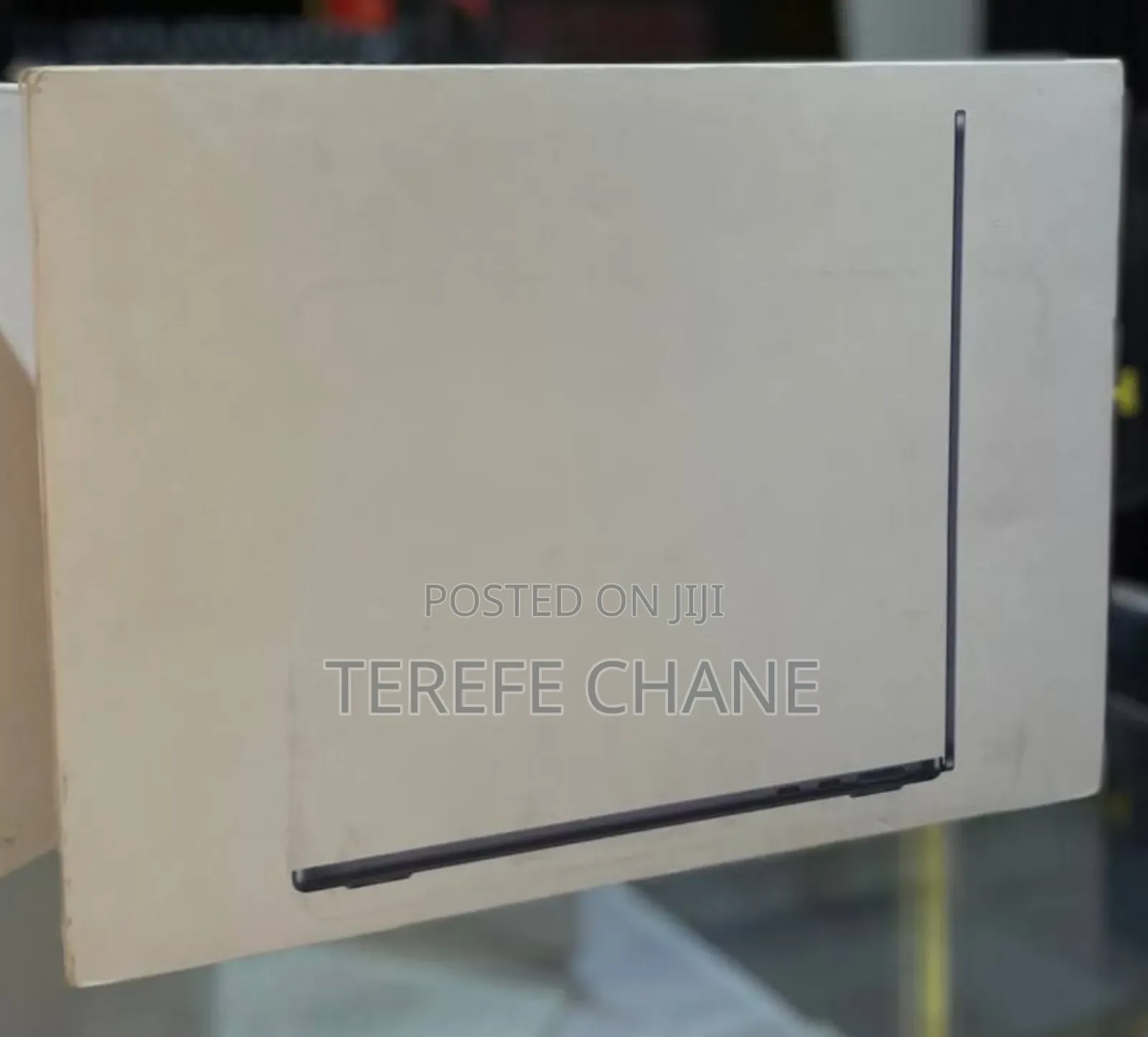 New Apple MacBook Air 2025 M4 13-Inch 16GB Intel Core I7 SSD 256GB