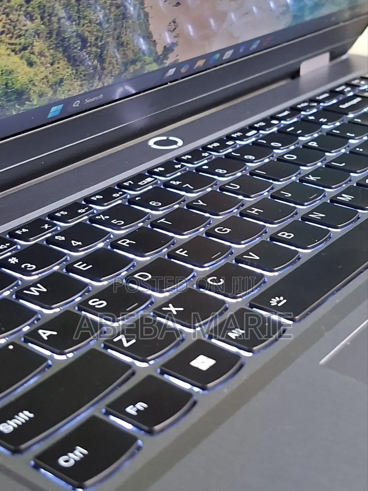 New Laptop Lenovo LOQ 15IRH8 16GB AMD Ryzen 7 SSD 1T