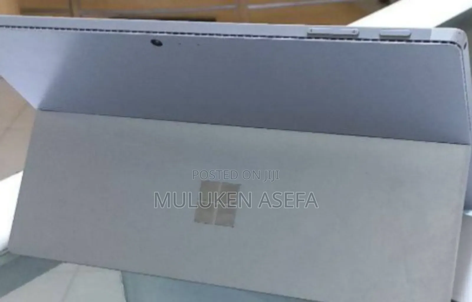 New Laptop Microsoft Surface 4GB Intel Core I5 SSD 128GB