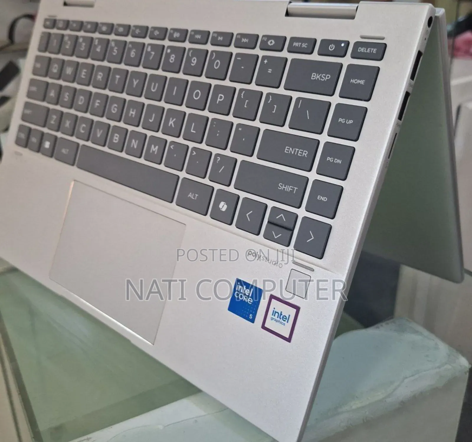 New Laptop HP Envy X360 8GB Intel Core I5 SSD 1T