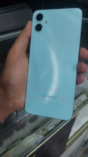 New Samsung Galaxy M05 64 GB Blue