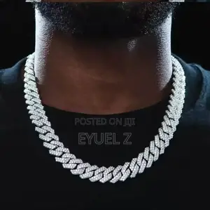 Iced Out Cuban Chain Silver(45cm)
