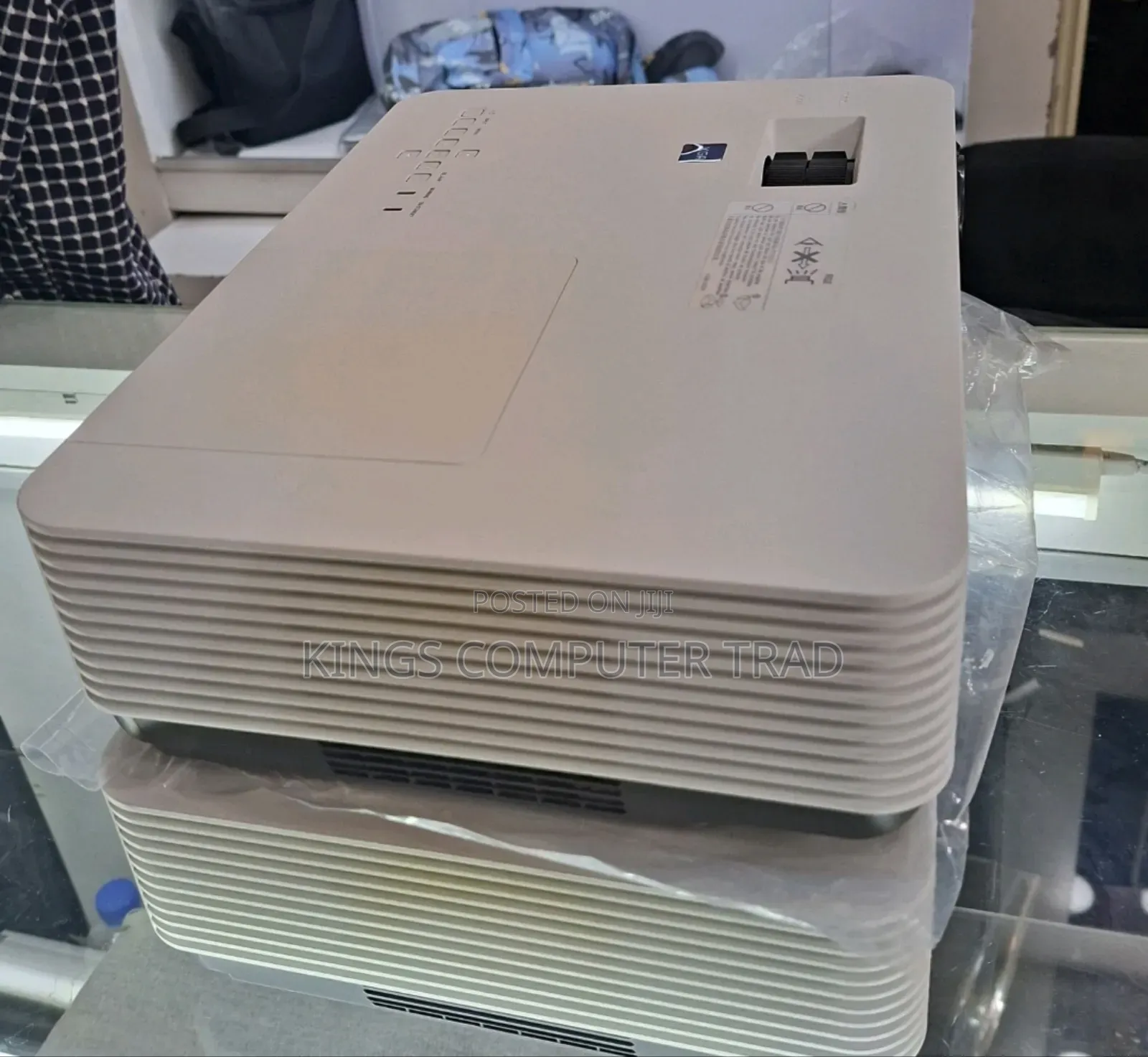 Sony VPL-Dx221 Projector