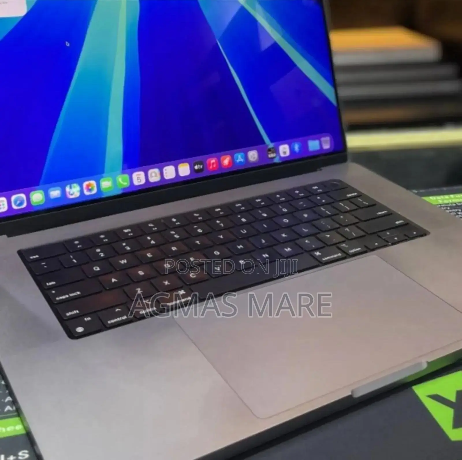 New Laptop Apple MacBook Pro M1 64GB Apple M1 Max SSD 1T