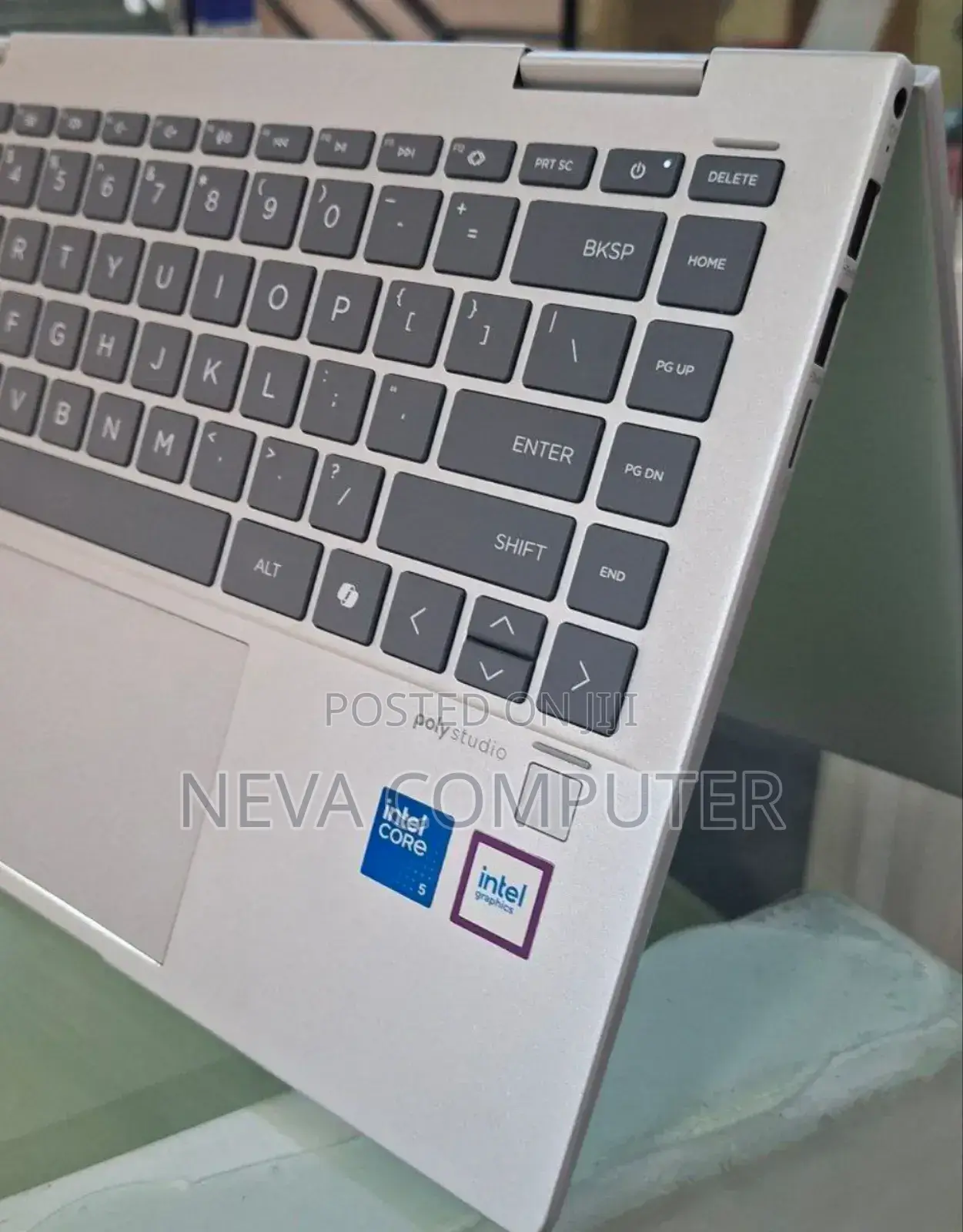 New Laptop HP Envy X360 8GB Intel Core I5 SSD 512GB