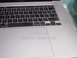 New Laptop Apple MacBook Pro 2019 32GB Intel Core I9 SSD 1T